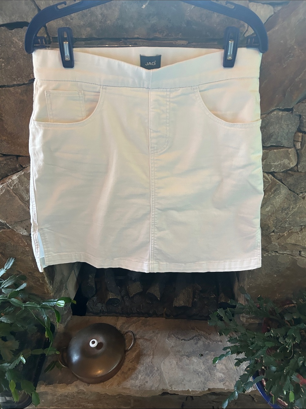Jag Jeans On the Go White Skort Size 8 in Perfect Condition